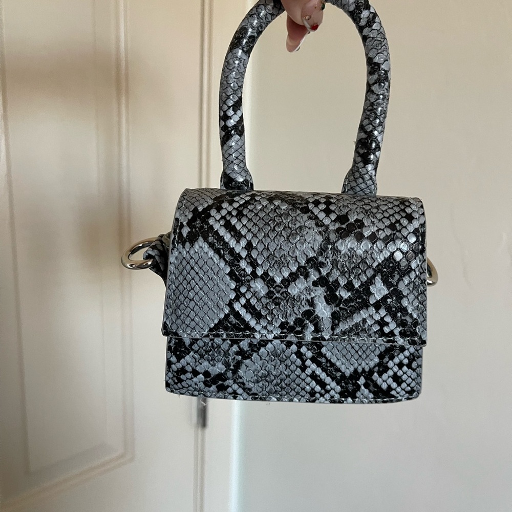 Forever 21 Black and Gray Snake Print Mini Bag